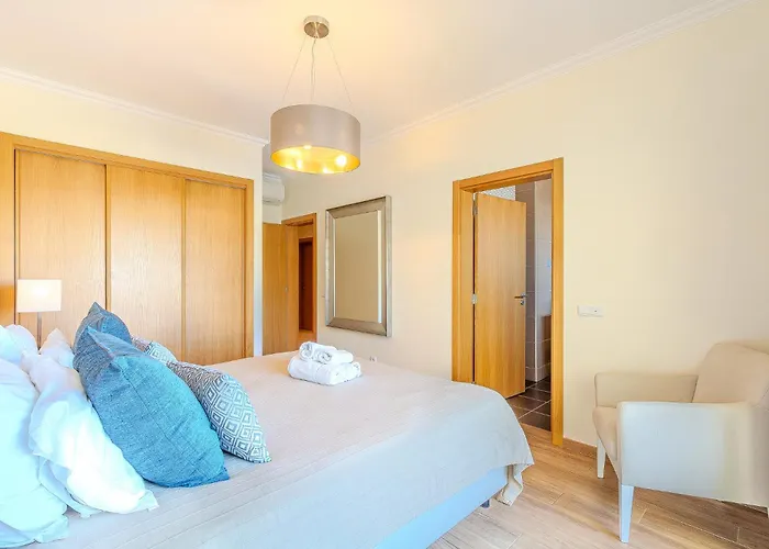 Jardins Da Marina Bi Marina Apartment *